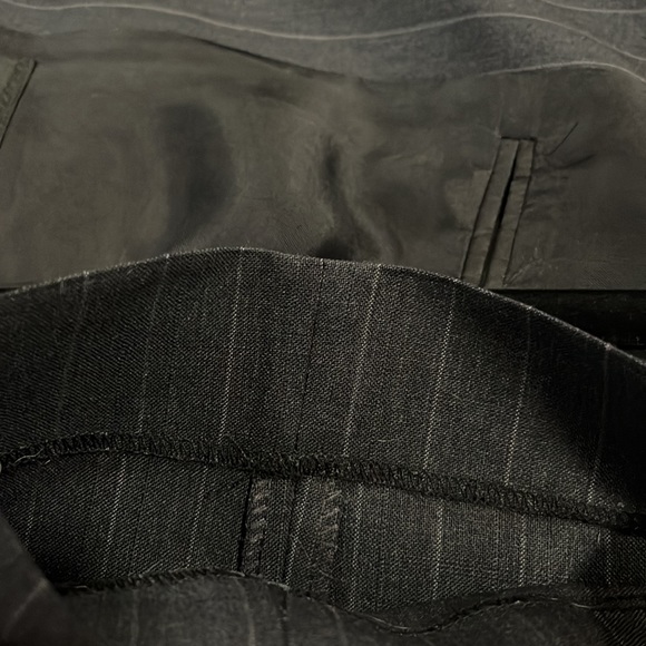 Prada, Gray Pinstriped Two Button Wool Mohair Fitted Suit and pants 40 32.5x28 - Picture 7 of 8